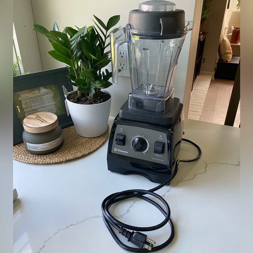 Vitamix Creations Elite Blender
